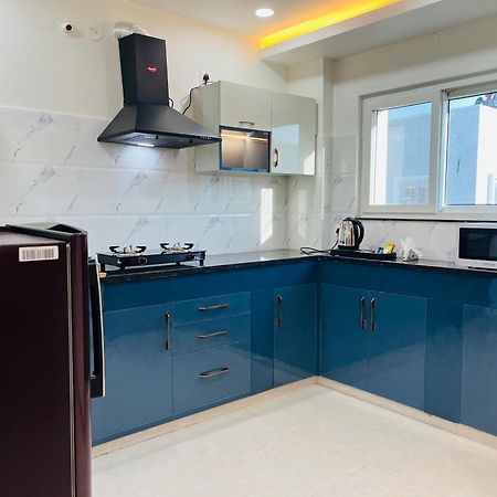 Viola Suites Hyderabad Eksteriør billede